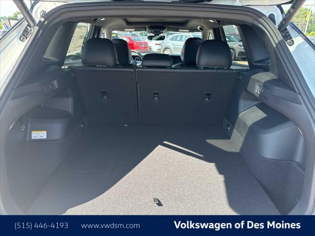 new 2025 Volkswagen Tiguan car, priced at $39,498