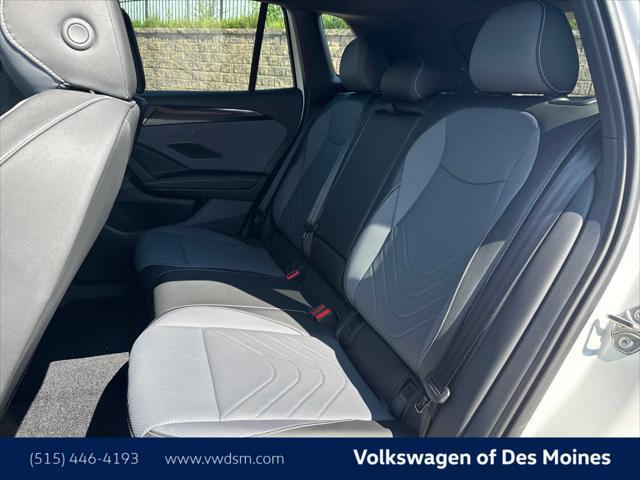 new 2025 Volkswagen Tiguan car, priced at $39,498