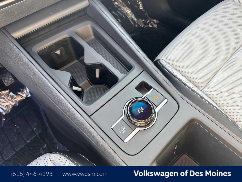 new 2025 Volkswagen Tiguan car, priced at $35,270