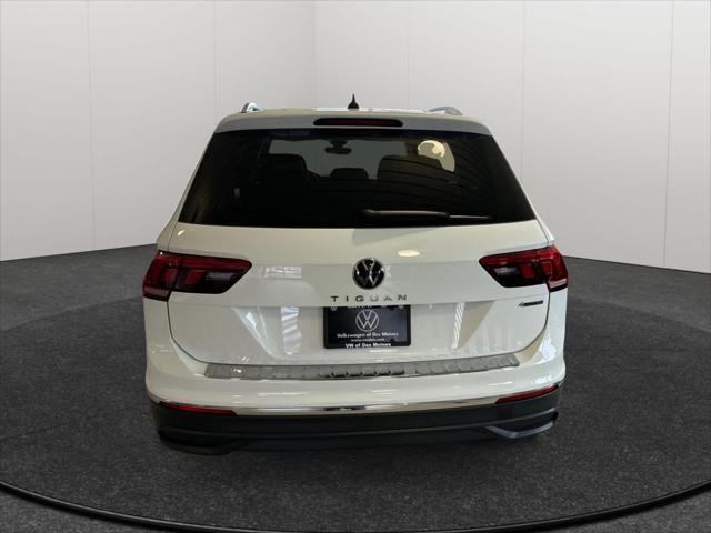 new 2024 Volkswagen Tiguan car, priced at $35,498