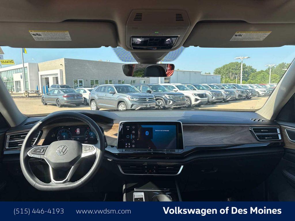 used 2024 Volkswagen Atlas car, priced at $35,998