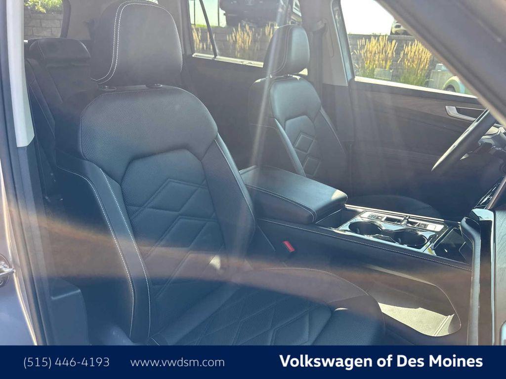 used 2024 Volkswagen Atlas car, priced at $35,998