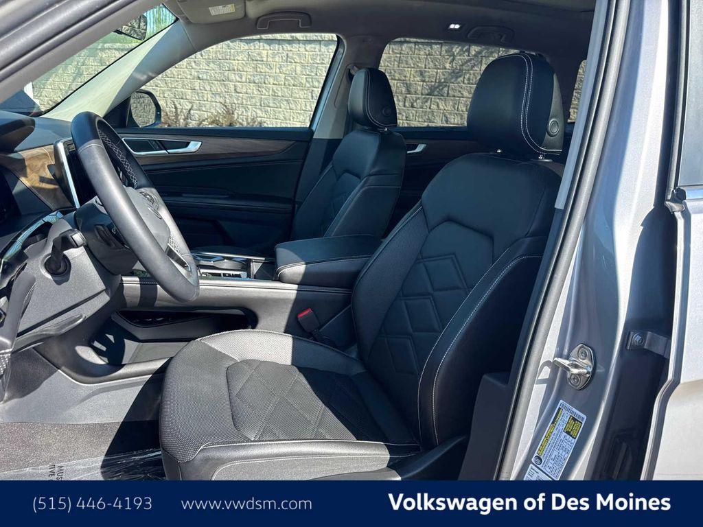 used 2024 Volkswagen Atlas car, priced at $35,998