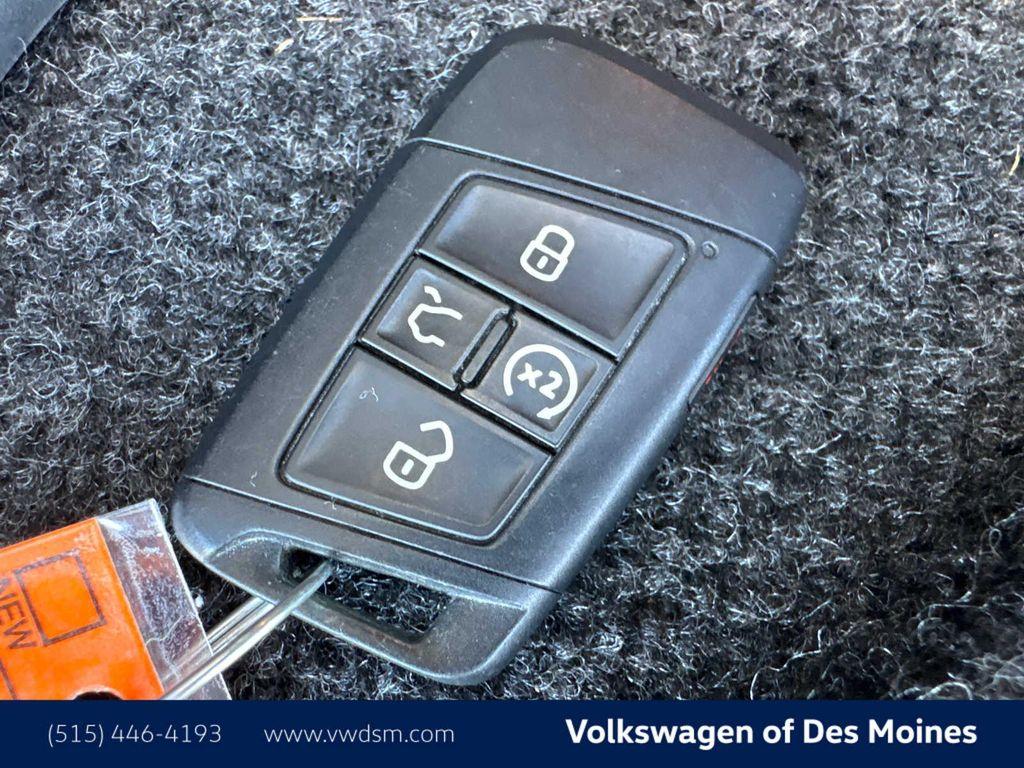 used 2022 Volkswagen Atlas car, priced at $35,721