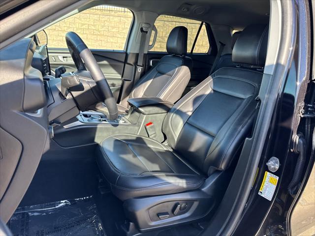 used 2023 Ford Explorer car, priced at $30,998