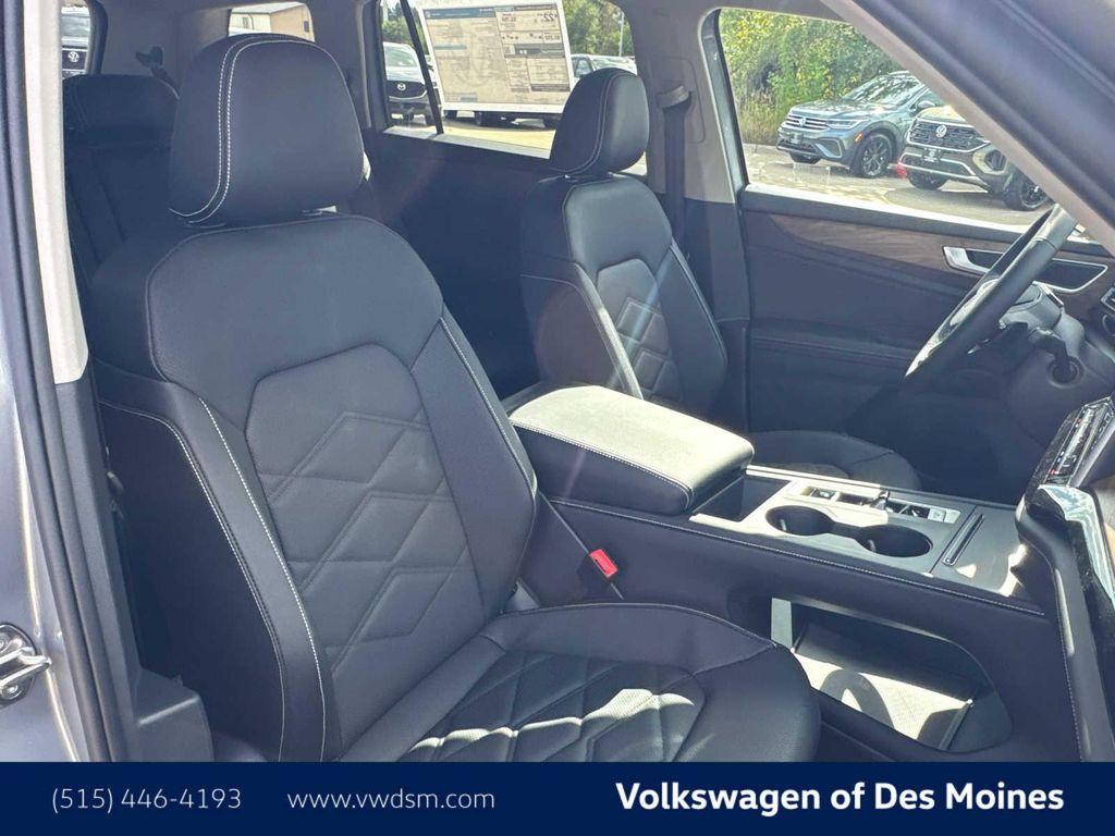 new 2026 Volkswagen Atlas car, priced at $40,745