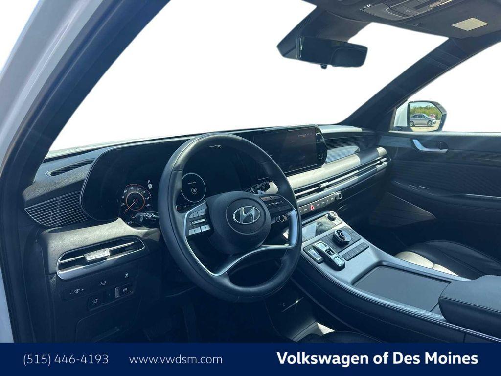 used 2024 Hyundai Palisade car, priced at $42,998