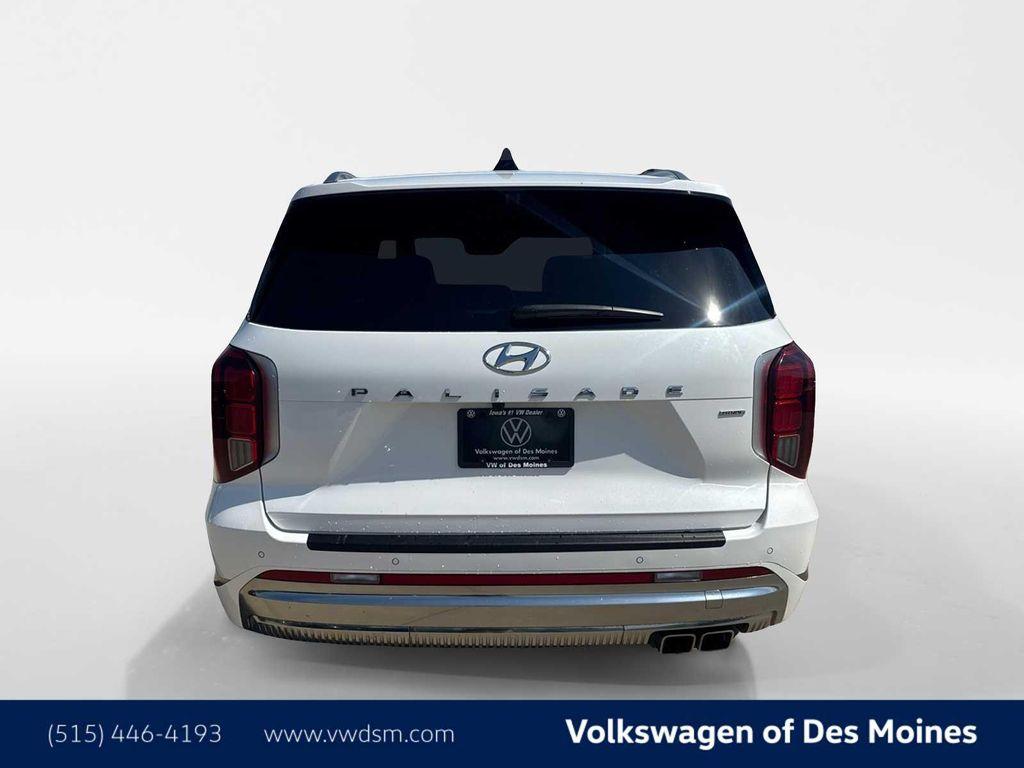 used 2024 Hyundai Palisade car, priced at $42,998