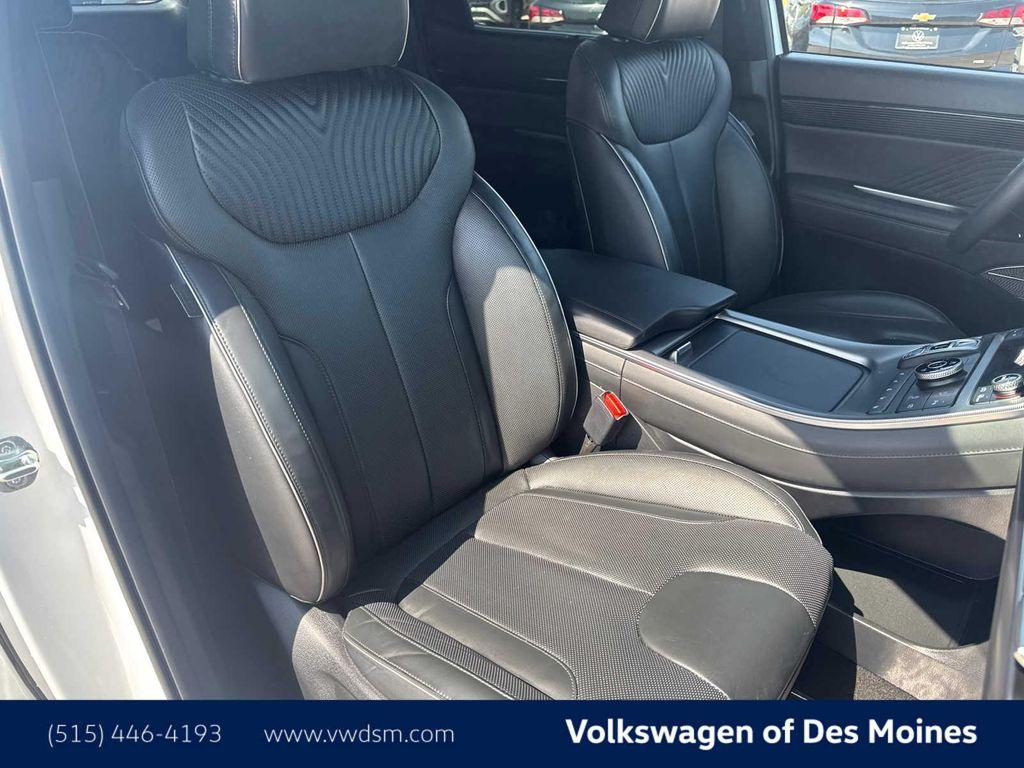 used 2024 Hyundai Palisade car, priced at $42,998