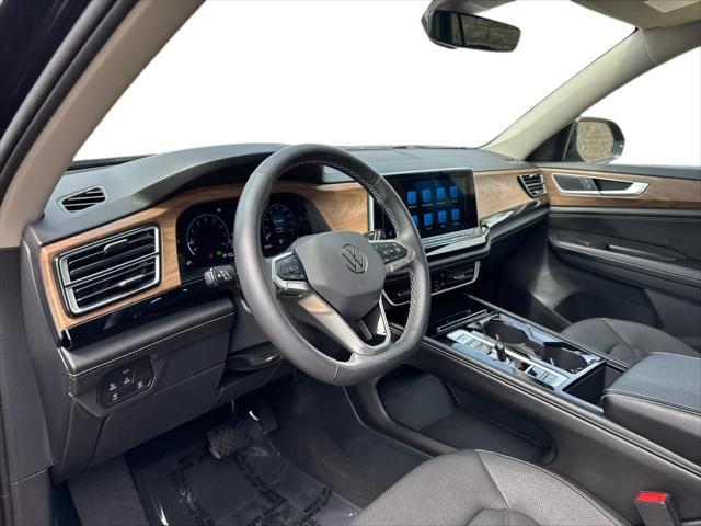 used 2024 Volkswagen Atlas car, priced at $34,998