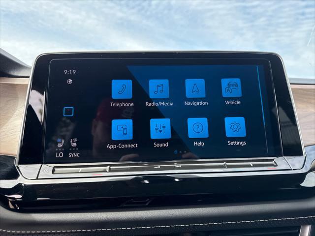used 2024 Volkswagen Atlas car, priced at $34,998