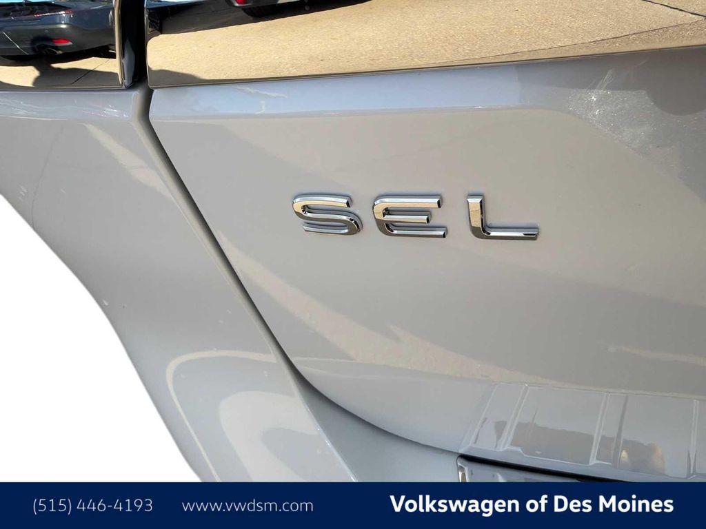 new 2026 Volkswagen Atlas car, priced at $55,216