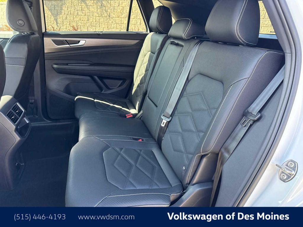 new 2026 Volkswagen Atlas Cross Sport car, priced at $47,499