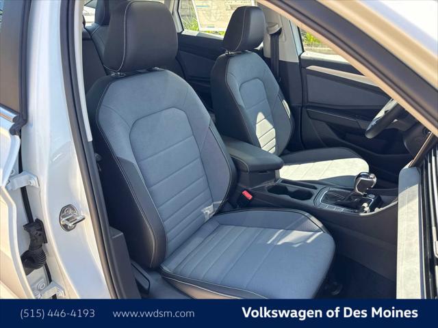 new 2025 Volkswagen Jetta car, priced at $27,498