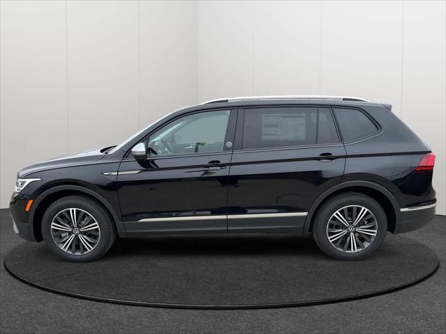 new 2024 Volkswagen Tiguan car, priced at $35,698