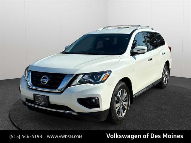 used 2020 Nissan Pathfinder car, priced at $15,998