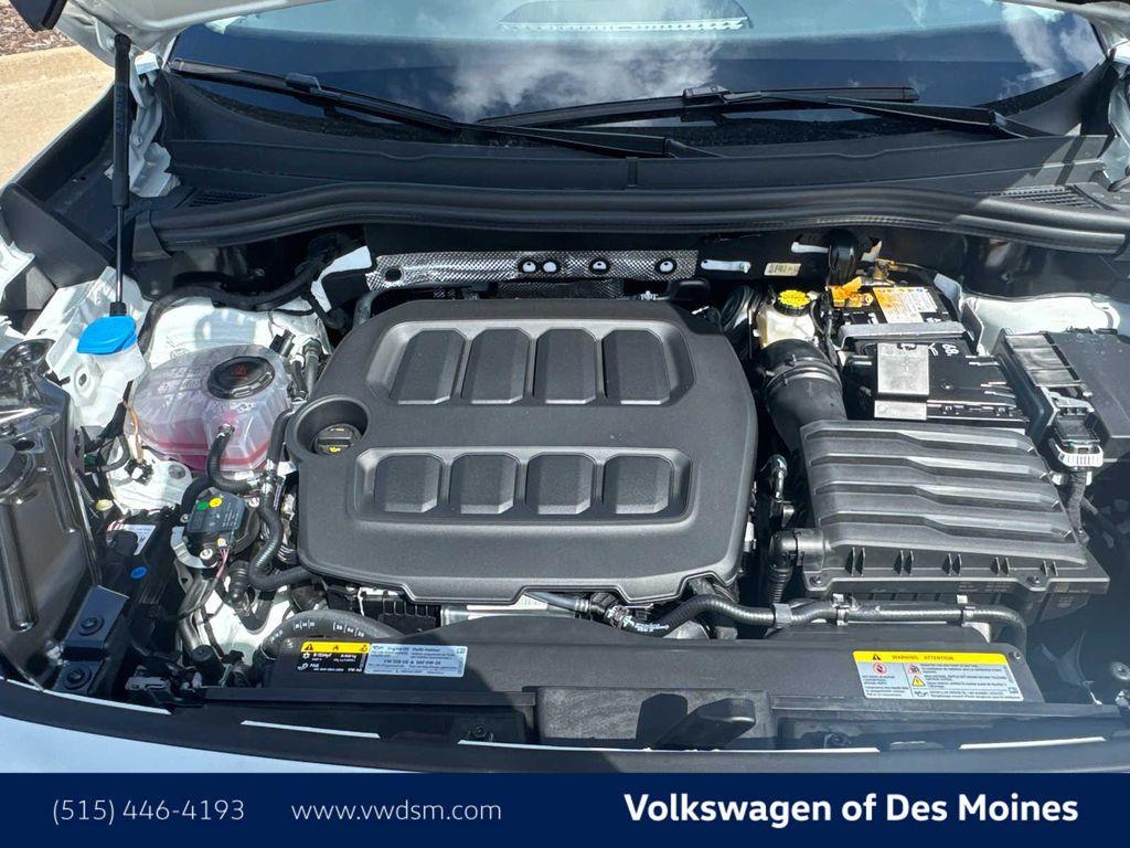 new 2025 Volkswagen Tiguan car, priced at $35,270