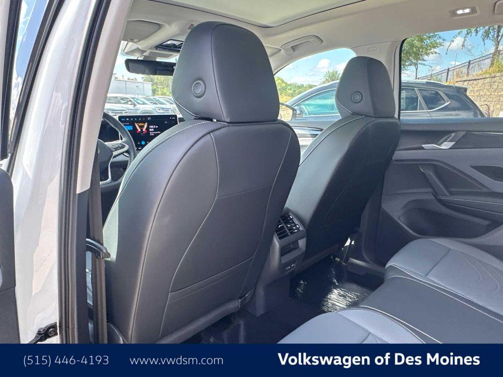 new 2025 Volkswagen Tiguan car, priced at $35,270