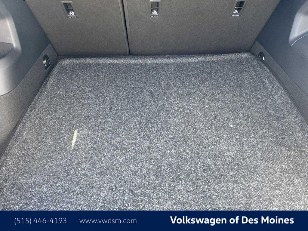 new 2025 Volkswagen Tiguan car, priced at $35,270