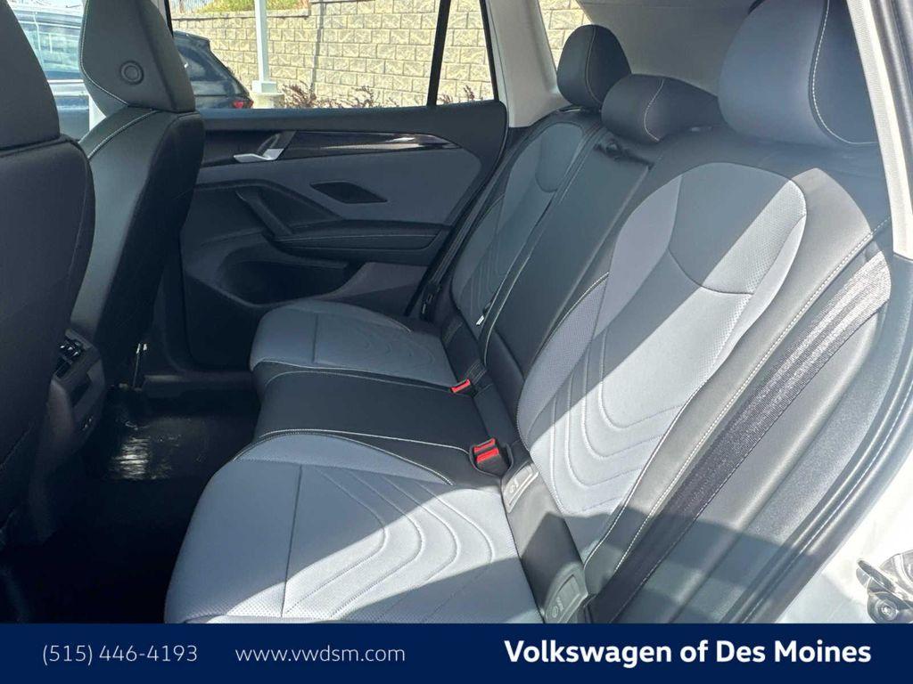 new 2025 Volkswagen Tiguan car, priced at $35,270