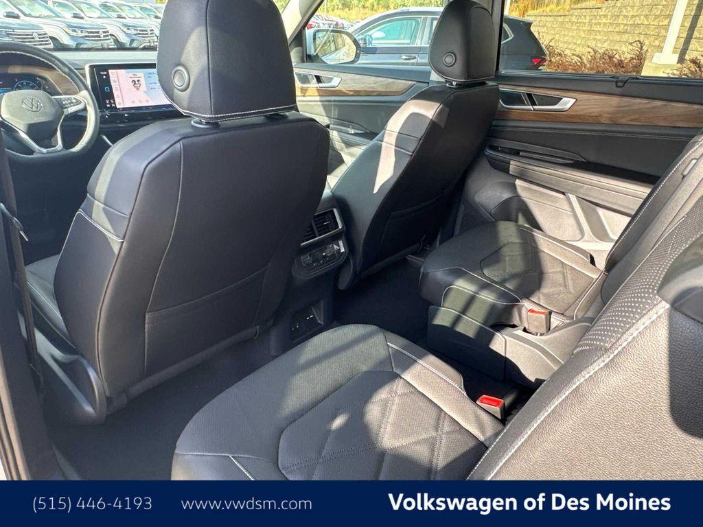 new 2026 Volkswagen Atlas car, priced at $48,057