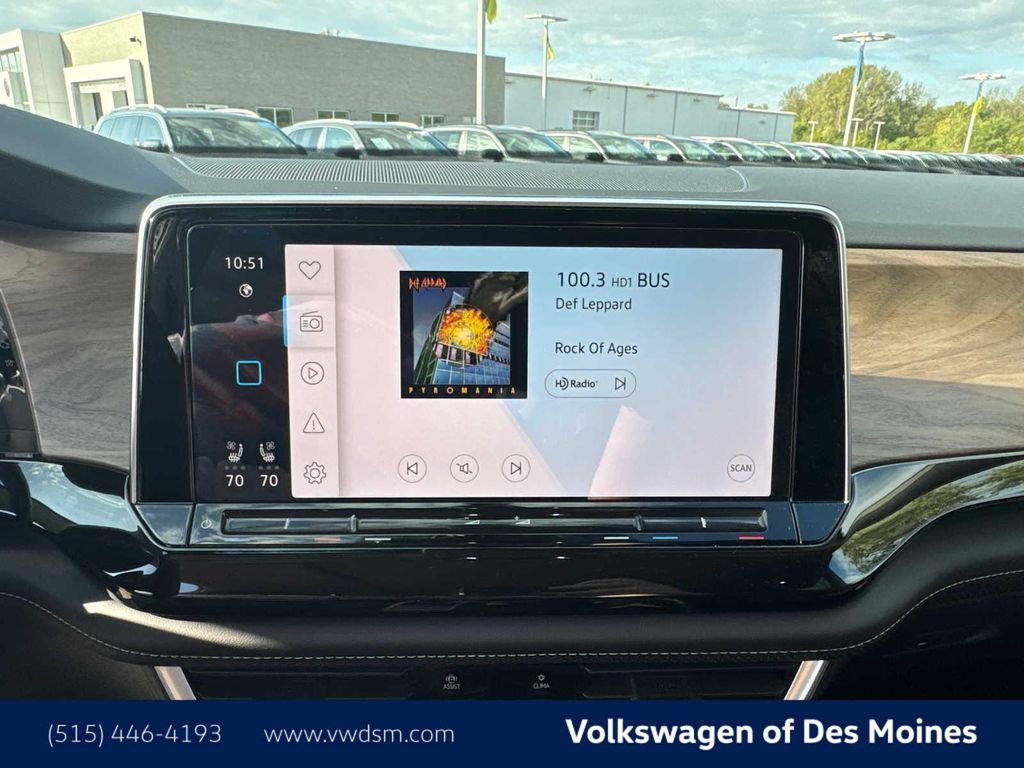 new 2026 Volkswagen Atlas car, priced at $48,057