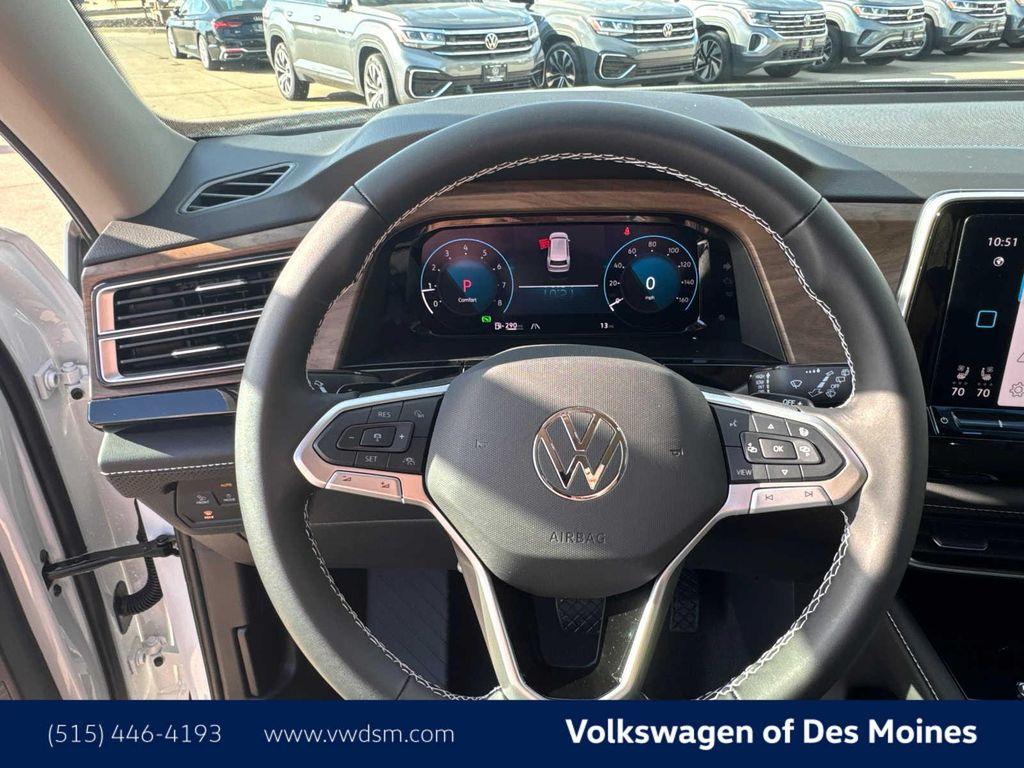 new 2026 Volkswagen Atlas car, priced at $48,057