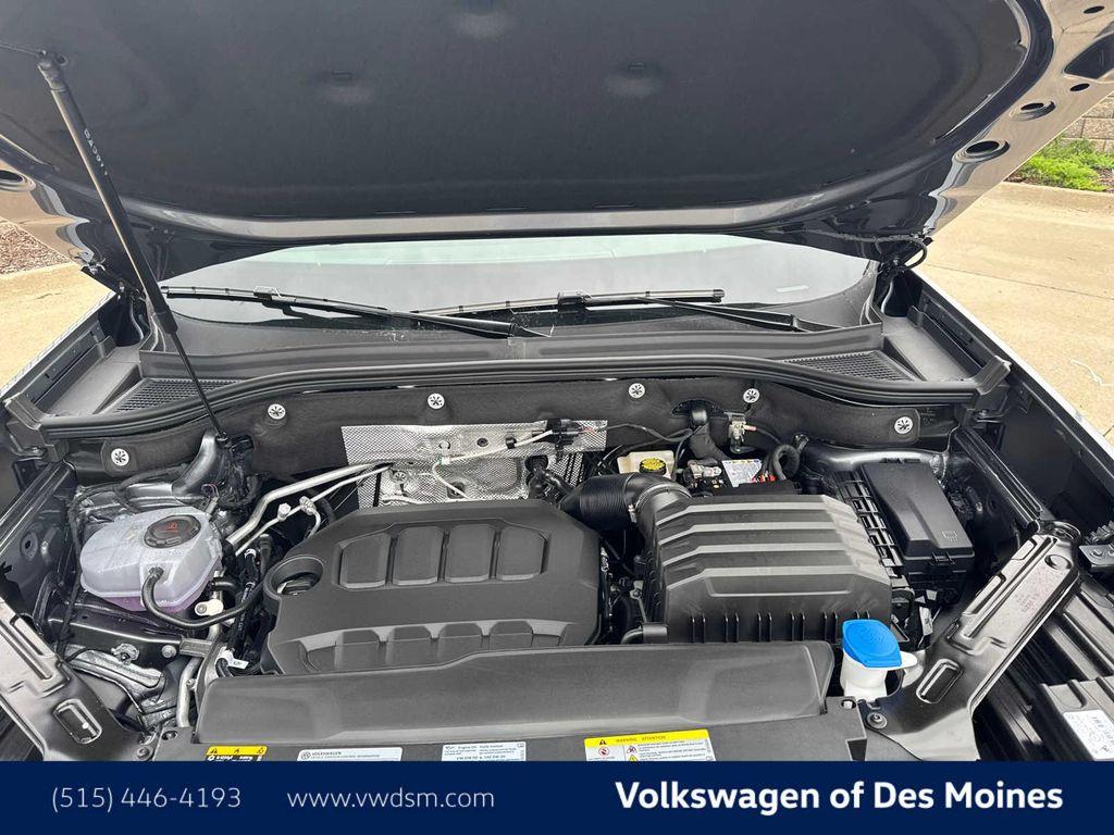 new 2025 Volkswagen Atlas car, priced at $47,498