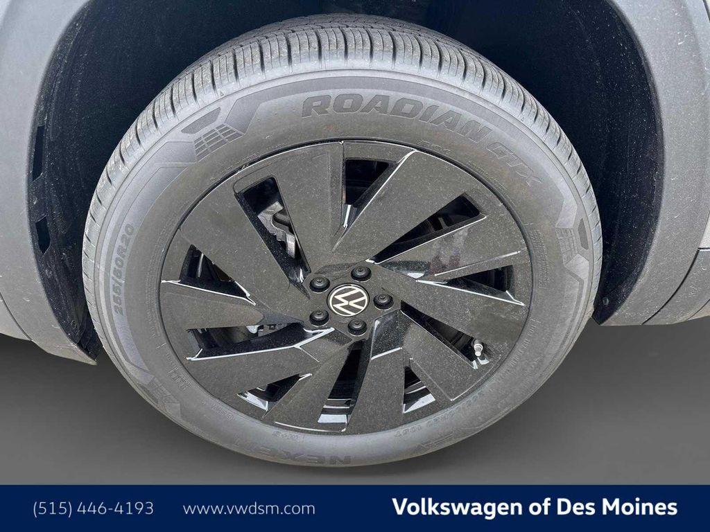 new 2025 Volkswagen Atlas car, priced at $47,498