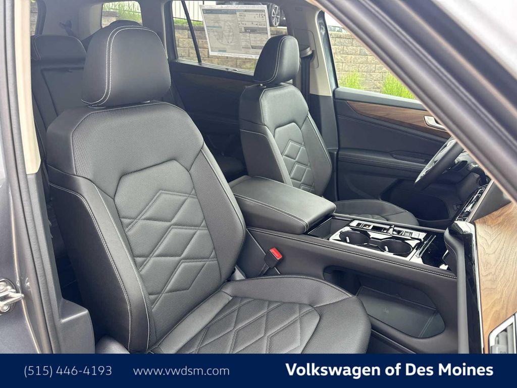 new 2025 Volkswagen Atlas car, priced at $47,498