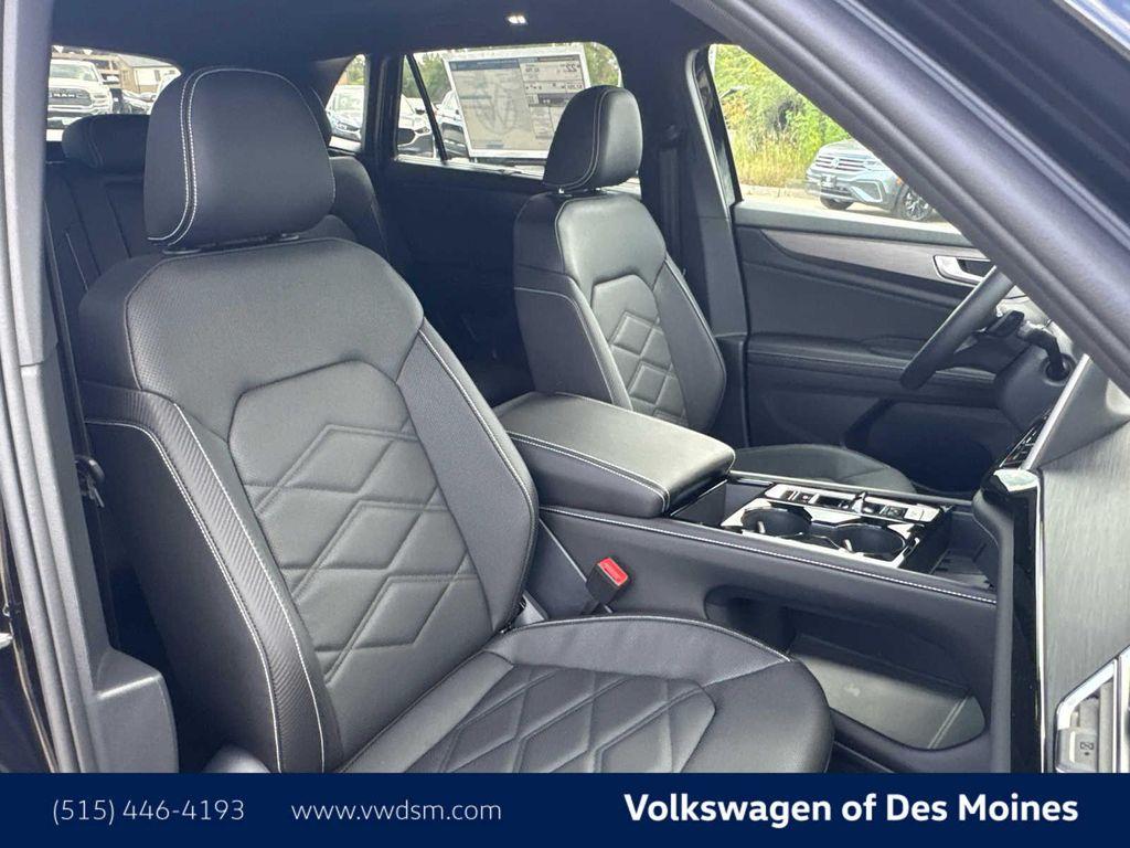 new 2026 Volkswagen Atlas Cross Sport car, priced at $45,603