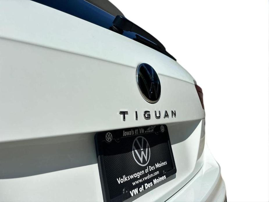 new 2024 Volkswagen Tiguan car, priced at $32,399