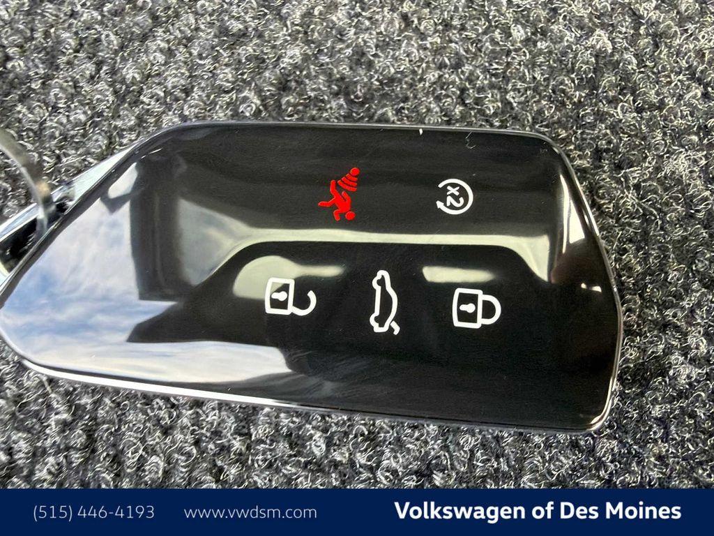 new 2026 Volkswagen Atlas Cross Sport car, priced at $45,394