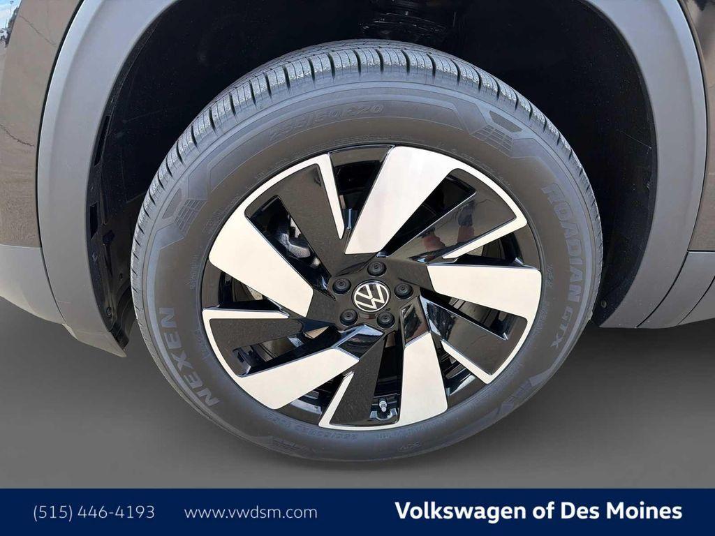 new 2026 Volkswagen Atlas Cross Sport car, priced at $45,394