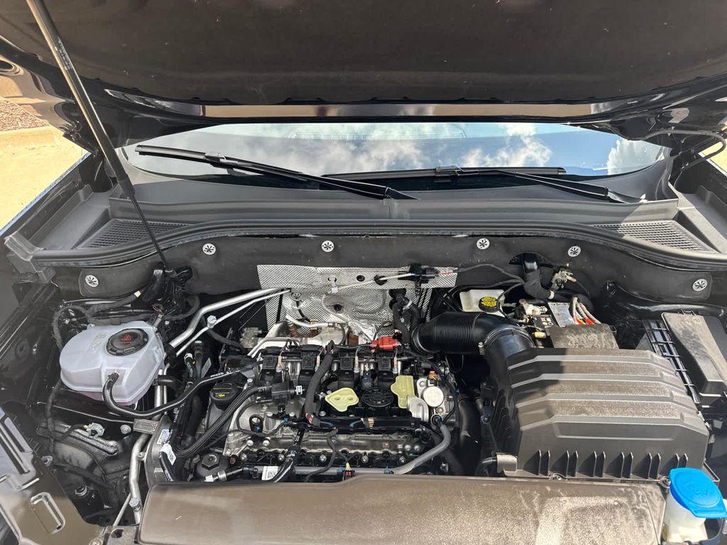 used 2024 Volkswagen Atlas Cross Sport car, priced at $35,998