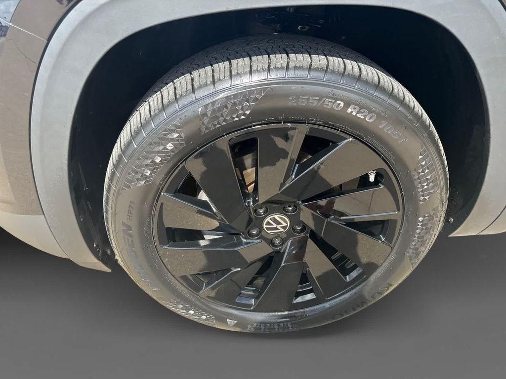 used 2024 Volkswagen Atlas Cross Sport car, priced at $35,998