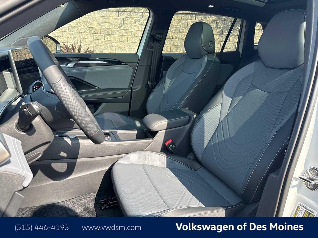 new 2025 Volkswagen Tiguan car, priced at $39,999