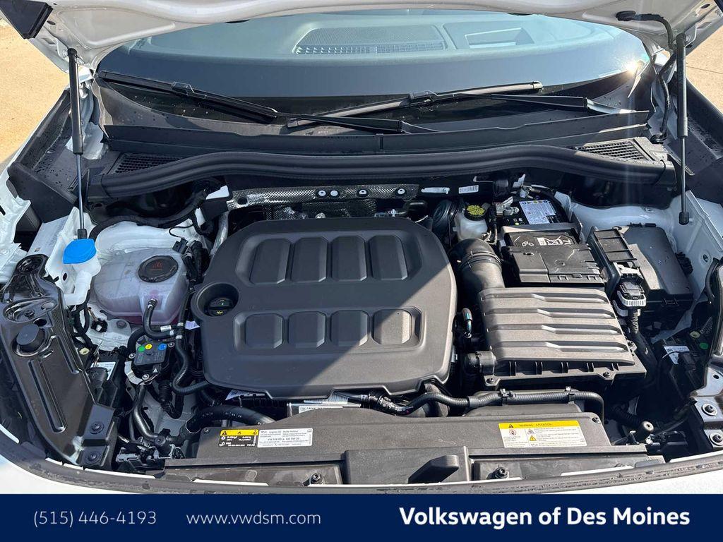 new 2025 Volkswagen Tiguan car, priced at $39,999