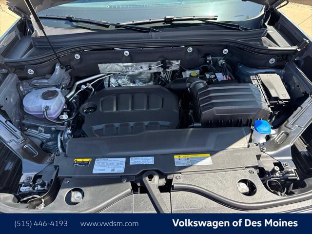 new 2025 Volkswagen Atlas car, priced at $49,010