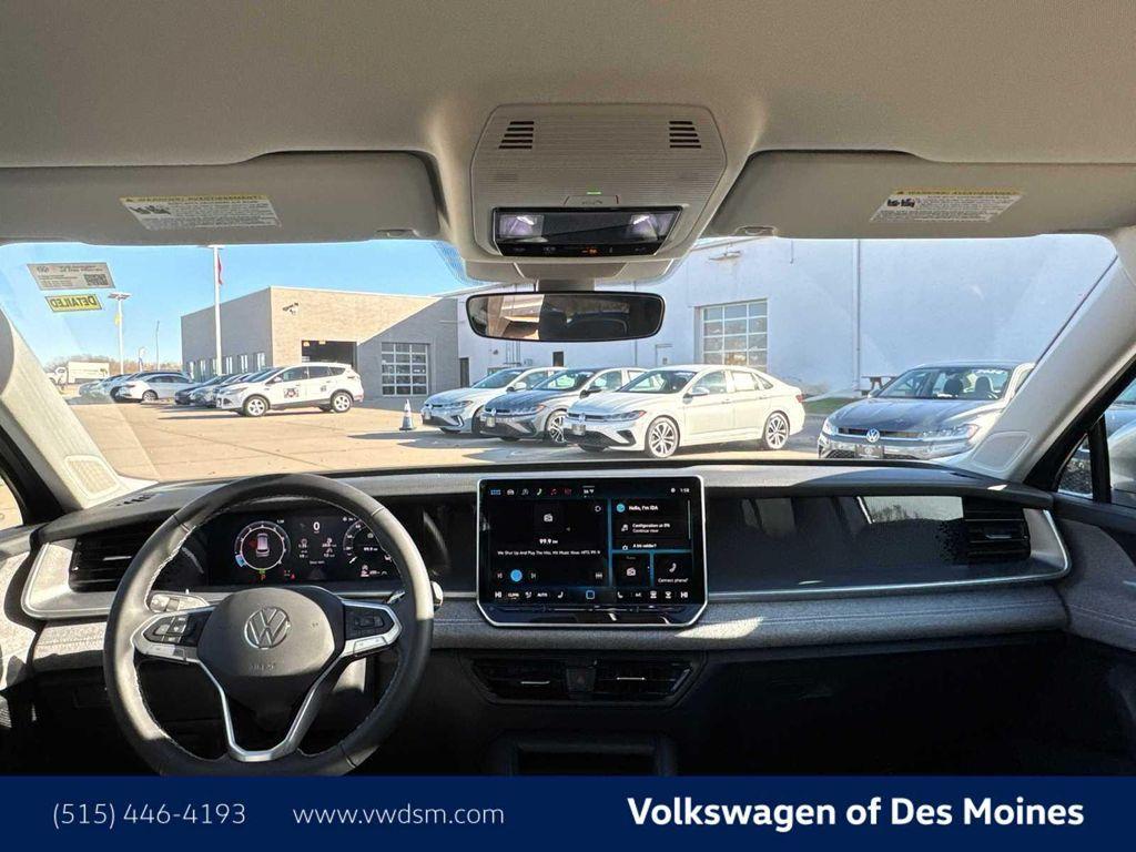 new 2026 Volkswagen Tiguan car, priced at $32,551