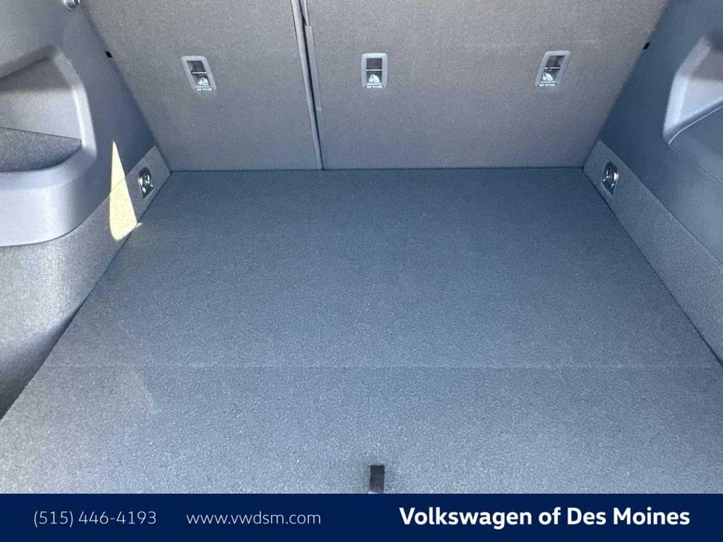 new 2026 Volkswagen Tiguan car, priced at $32,551