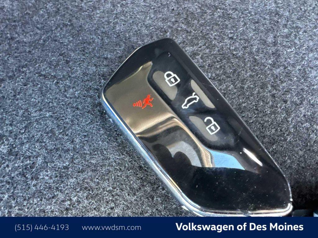 new 2026 Volkswagen Tiguan car, priced at $32,551