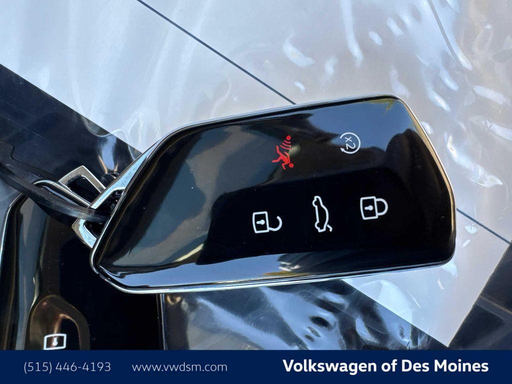 new 2026 Volkswagen Atlas car, priced at $46,608