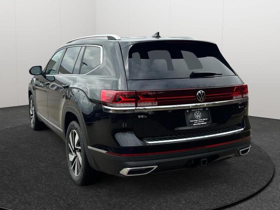 new 2024 Volkswagen Atlas car, priced at $49,999