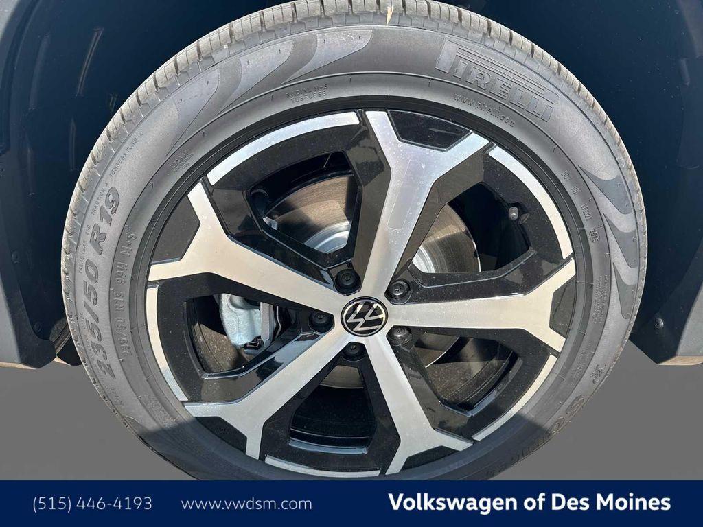 new 2025 Volkswagen Tiguan car, priced at $37,380