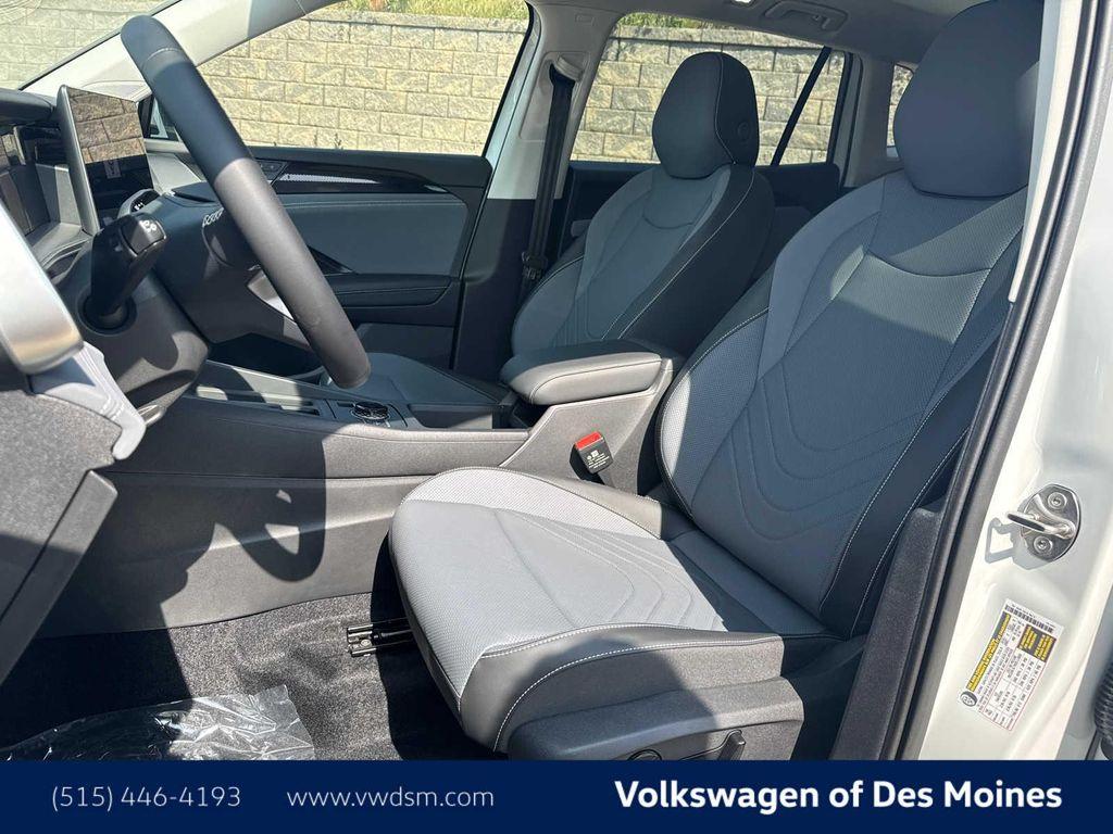 new 2025 Volkswagen Tiguan car, priced at $37,380