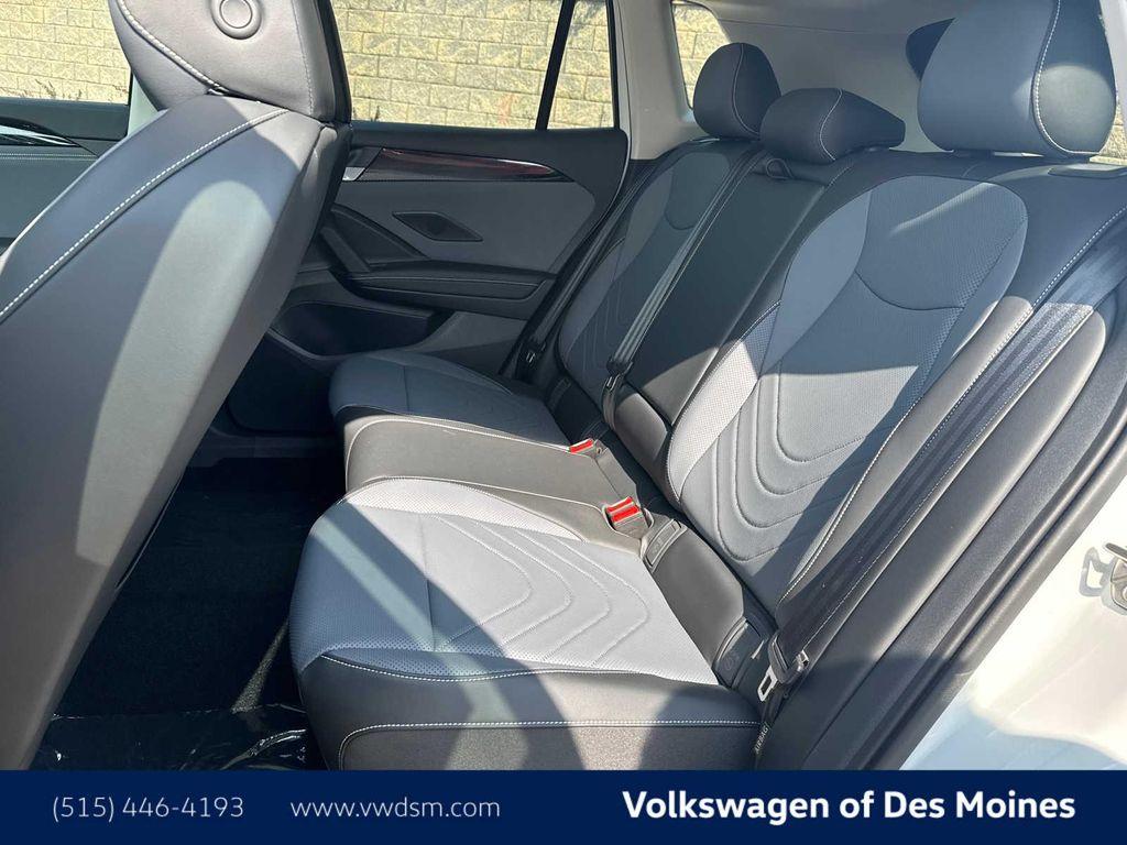 new 2025 Volkswagen Tiguan car, priced at $37,380