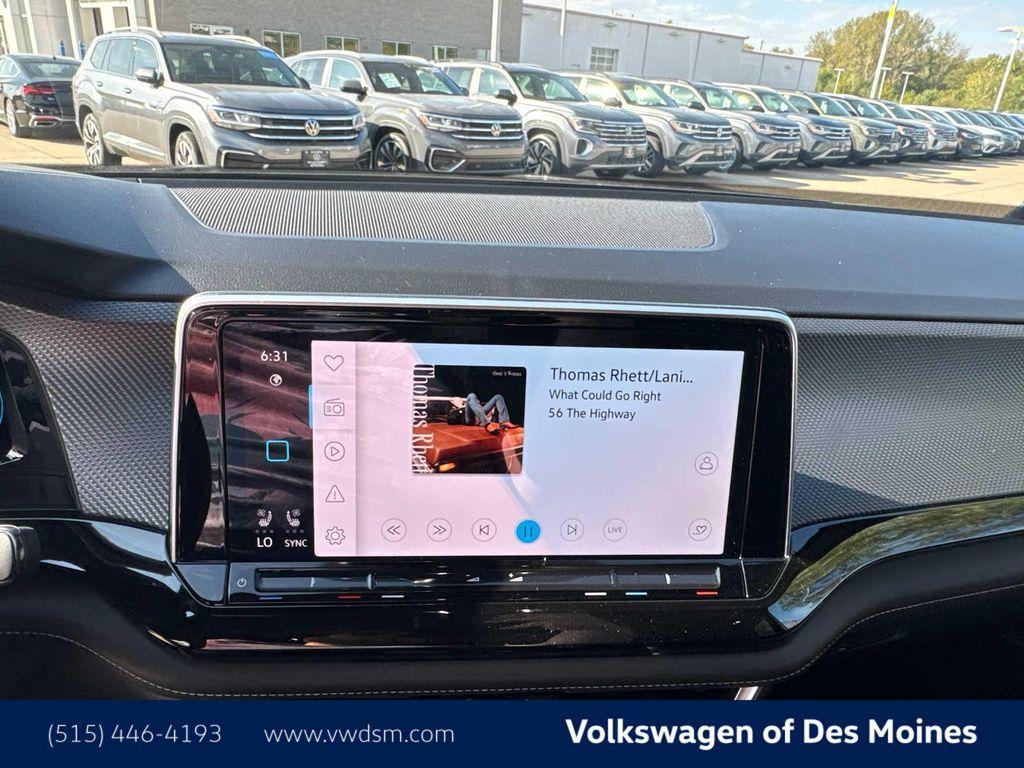 new 2026 Volkswagen Atlas Cross Sport car, priced at $53,906