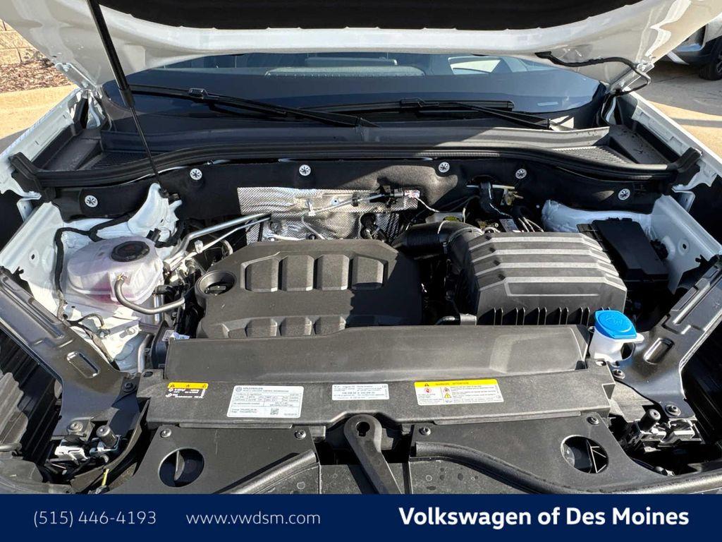 new 2026 Volkswagen Atlas Cross Sport car, priced at $53,906