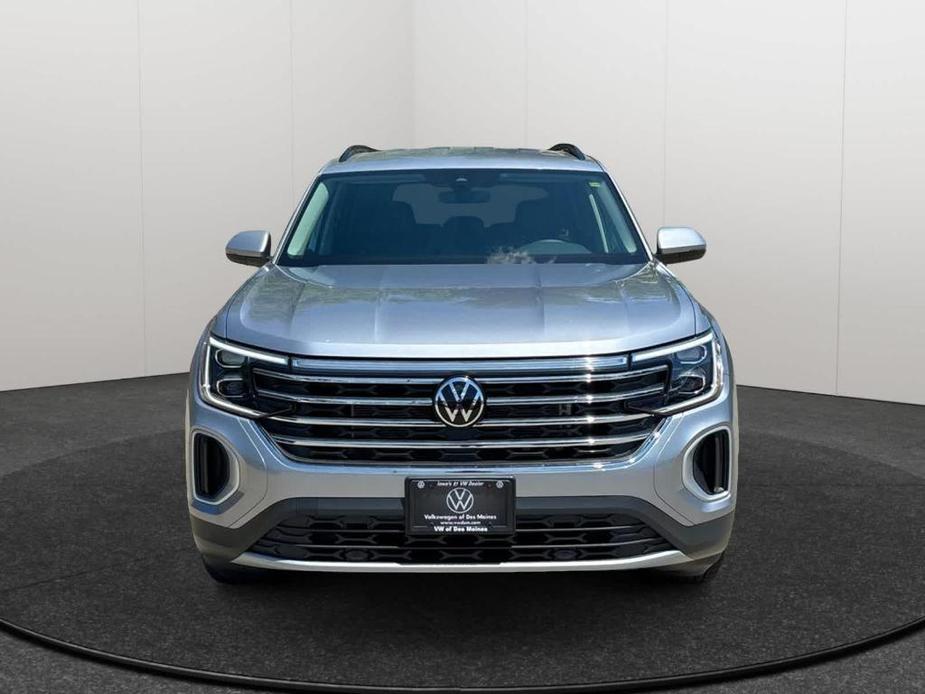 new 2024 Volkswagen Atlas car, priced at $44,060